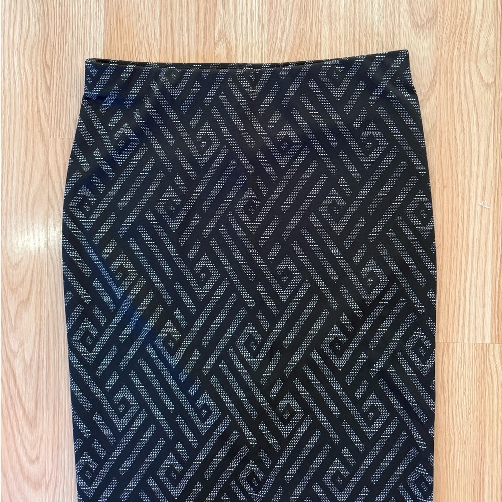 Le Chateau Black/White/Tan Geometric Print Midi Skirt - Picture 8 of 13